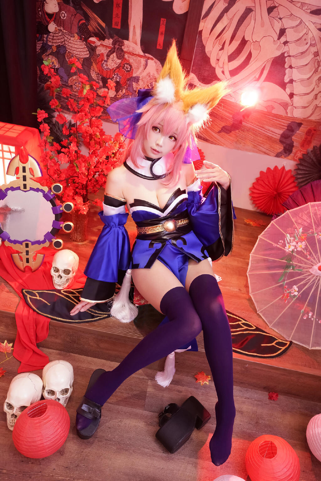 【软妹萌娘】寒冷冬日里温暖人心的Coser-ElyE子