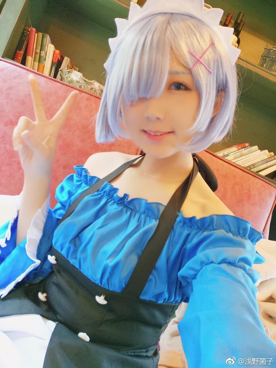 【软妹萌娘】美少女Coser[浅野菌子]-从清纯性感到智障病娇都可以哦！