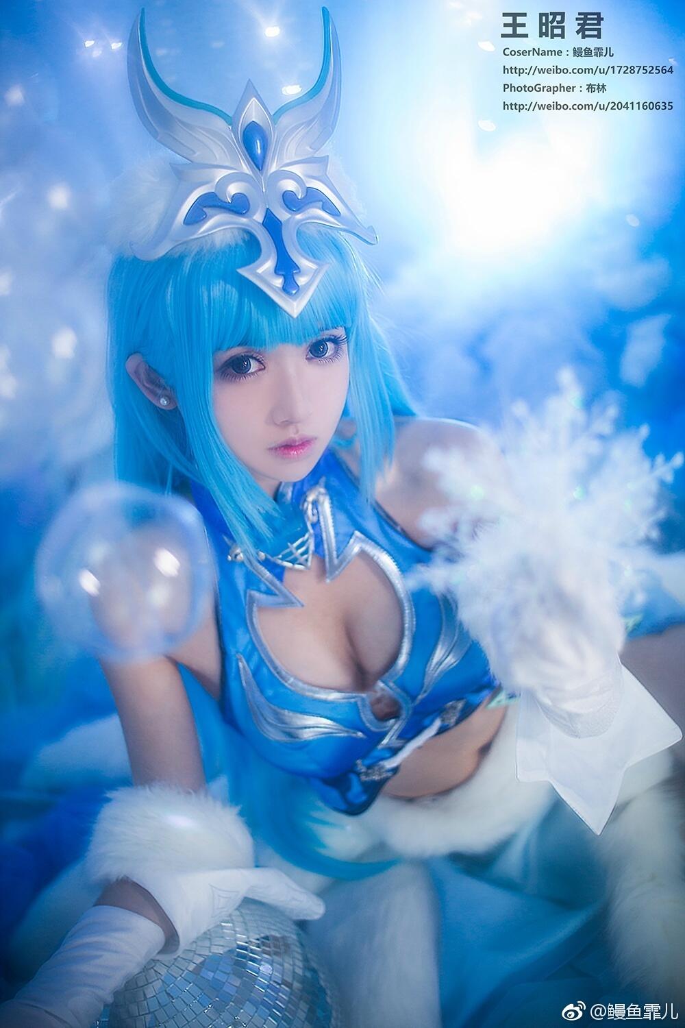 【软妹萌娘】超人气美腿COSER-鳗鱼霏儿-是个天然呆（自称）